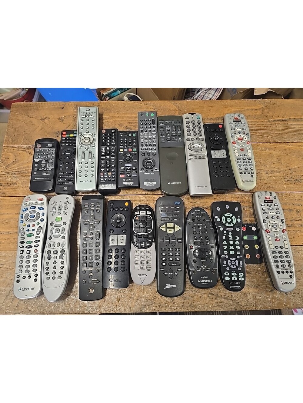 Lot of 20 Mixed Remote Controls Hitachi Sony Samsung Mitsubishi Vizio